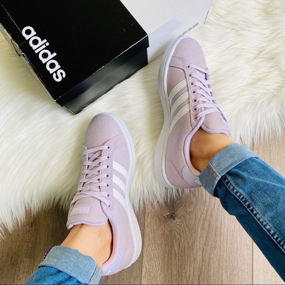 NWT Adidas Grand  Court  Women’s Shoes - Picture 2 of 10